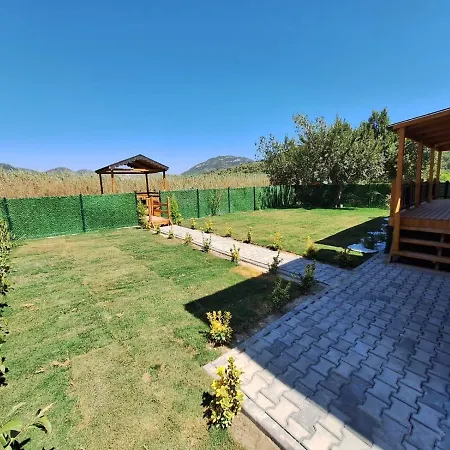 101 Guen Kiralik House Kayacik * دالامان