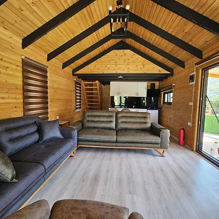 101 Guen Kiralik House Kayacik 別荘
